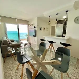 Hermoso Edificio Frente Al Mar Con Gran Terraza Y Hermosas Vistas Las Palmas / Gran Canaria